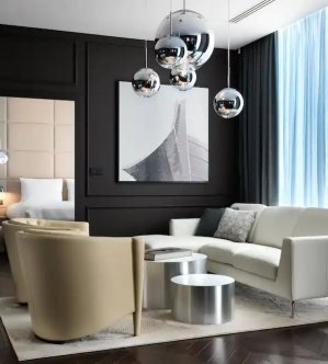 Obraz w Apartamencie Crowne Plaza Warszawa